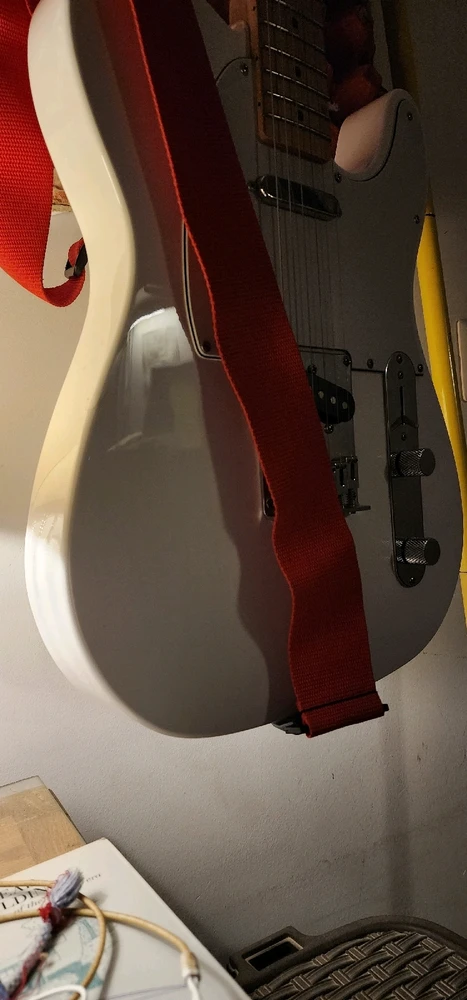 GIF diunggah dening H