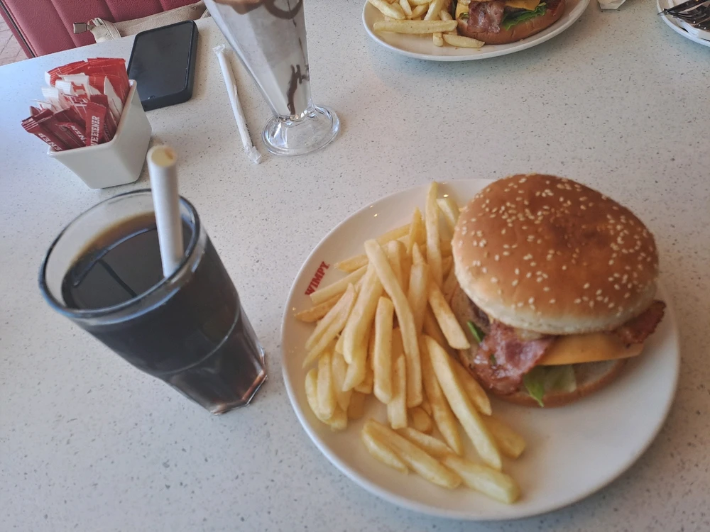 GIF uploaded by Sandz