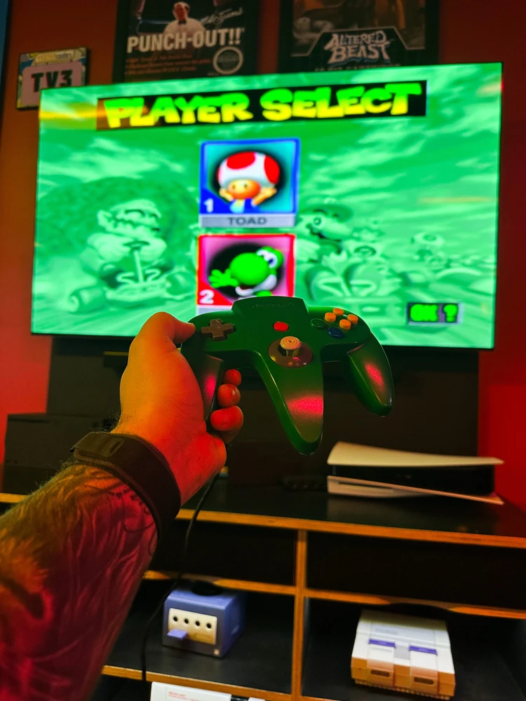 GIF uploaded by LJ ⭐️