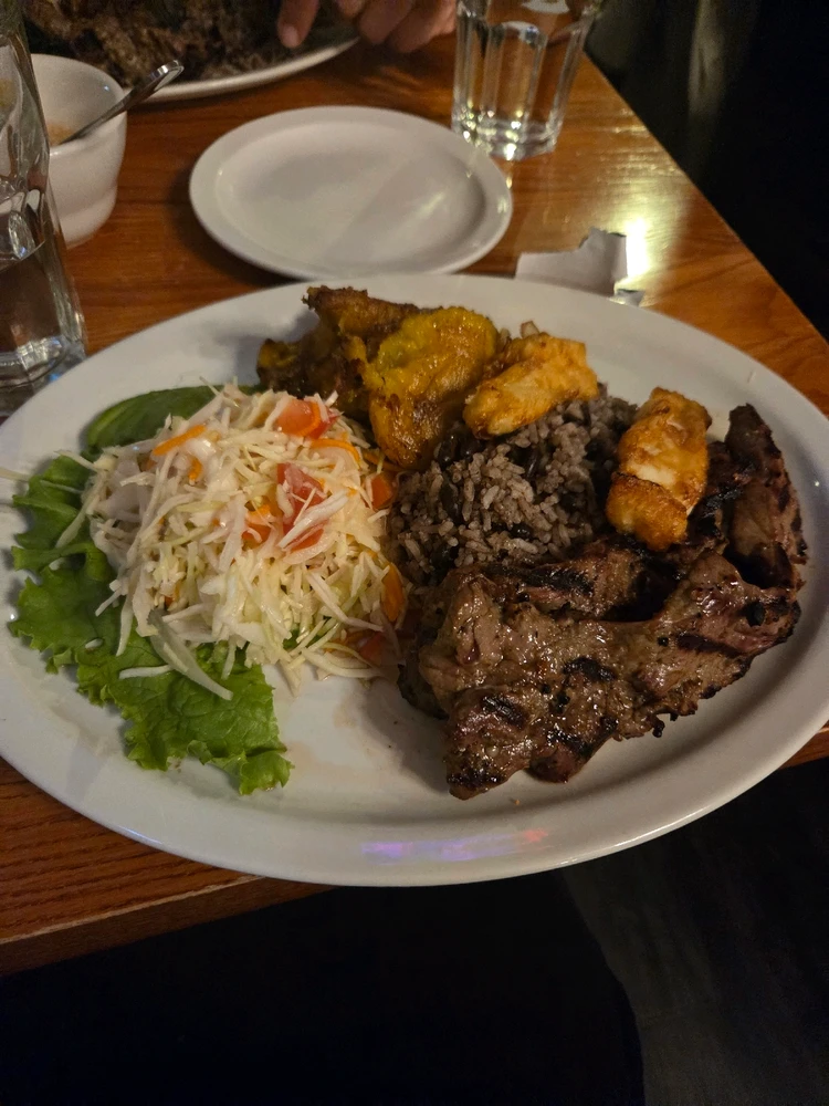 GIF uploaded by Tonny