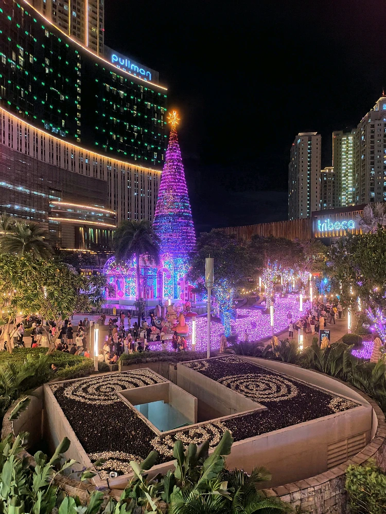 GIF uploaded by raymond