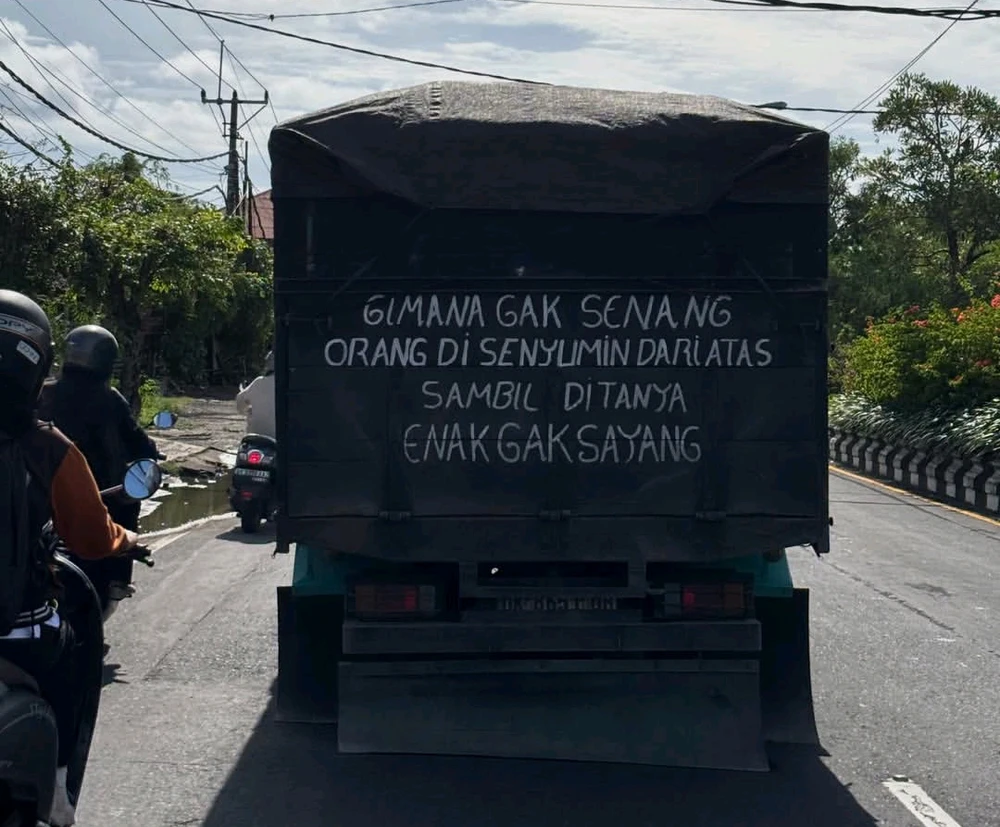 GIF uploaded by black jack