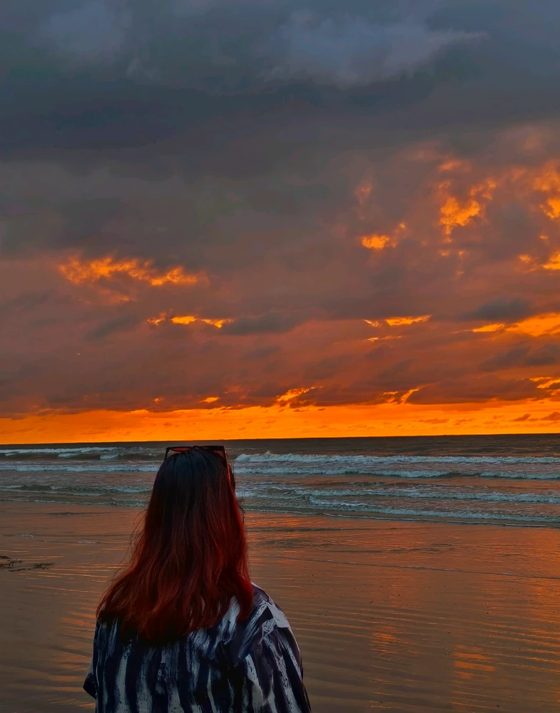 GIF uploaded by Evyonie Joyce