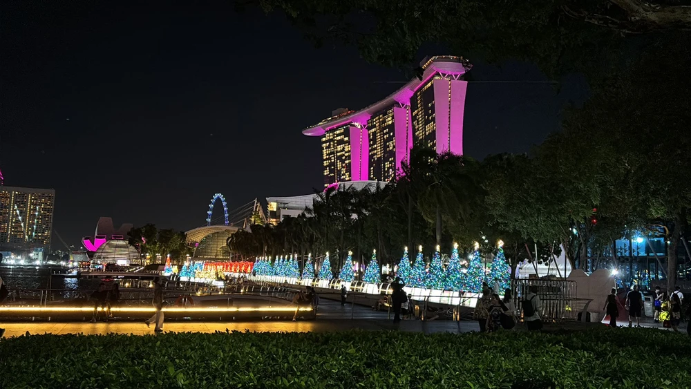 GIF diunggah dening Vie