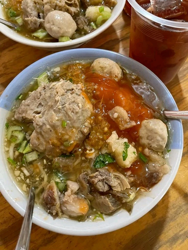 GIF diunggah oleh Miana