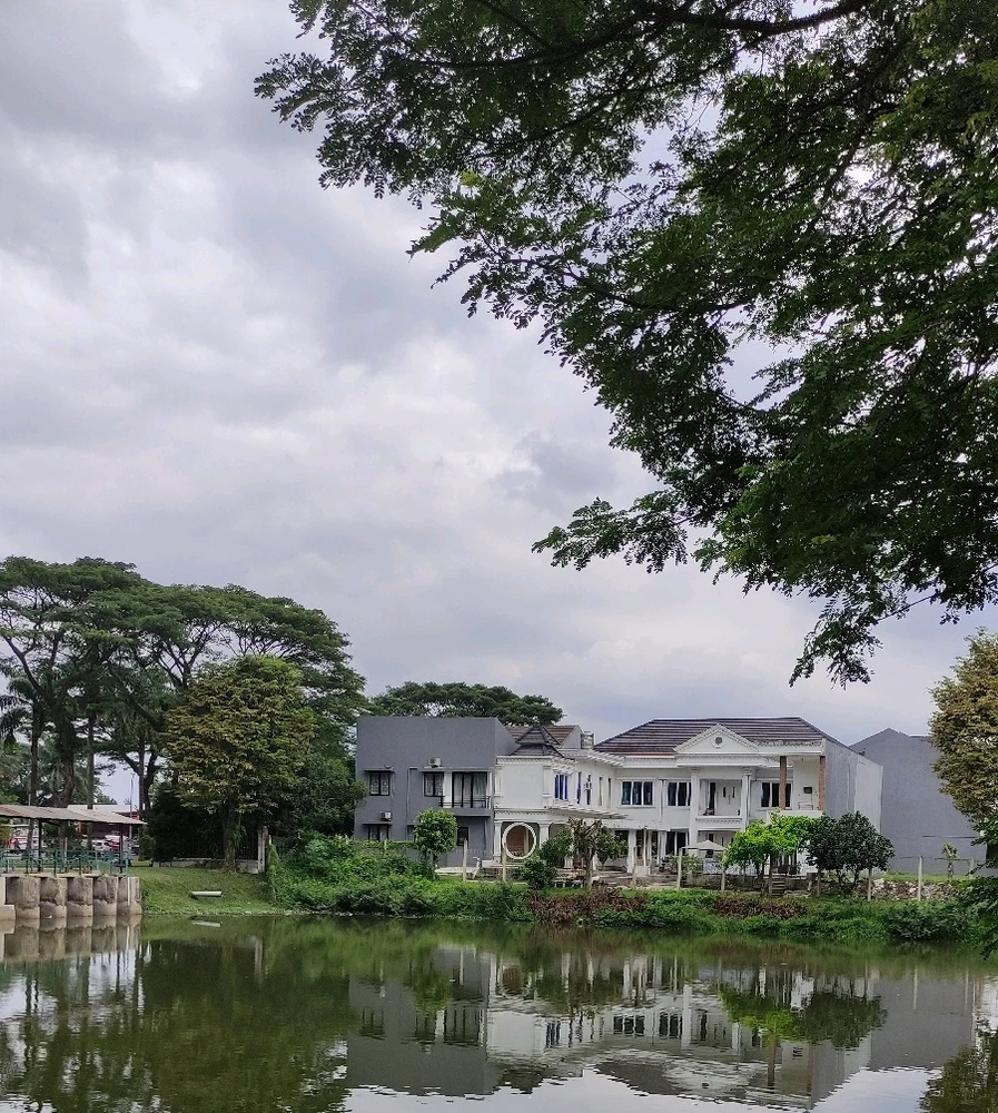 GIF diunggah oleh K Juli S