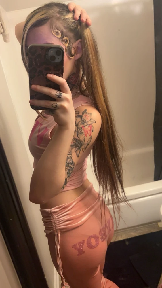 GIF uploaded by Snow