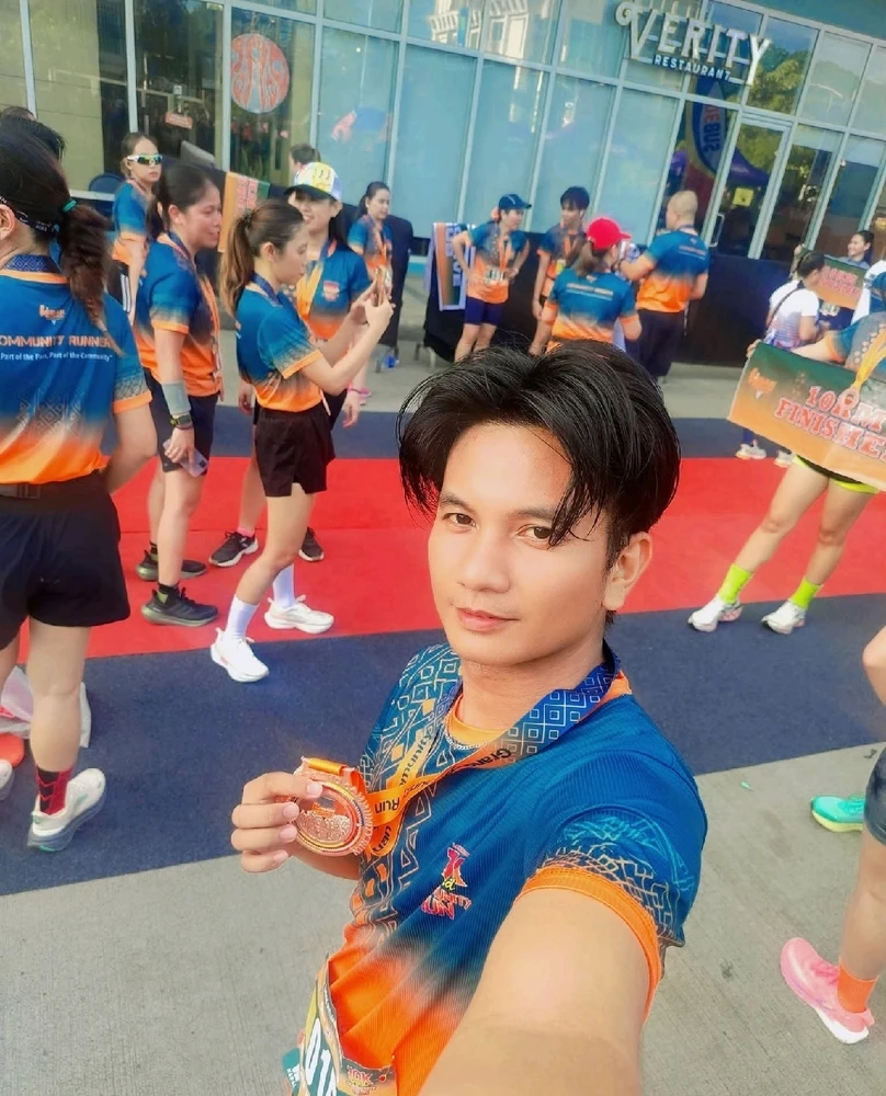 GIF uploaded by Jayar