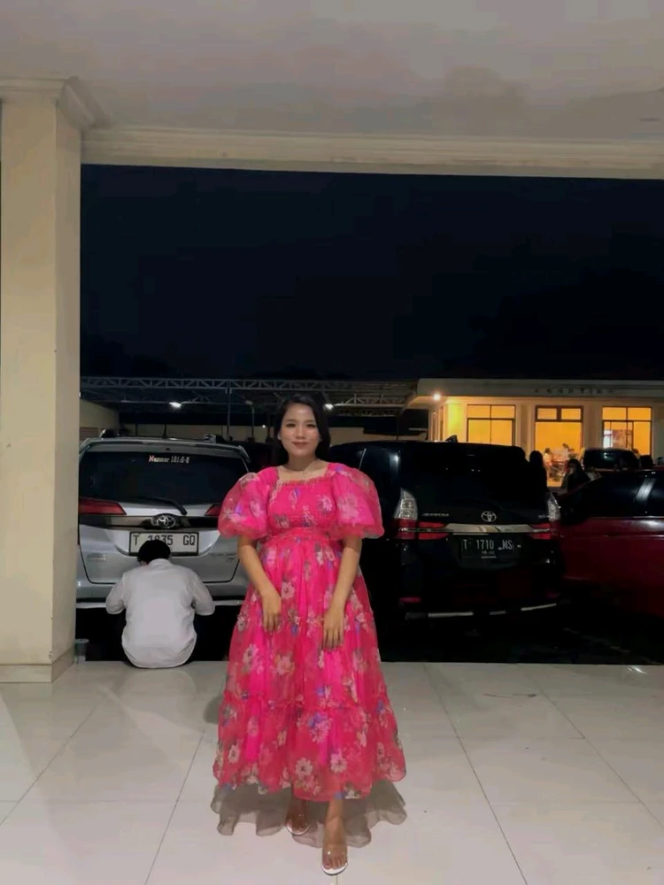 GIF uploaded by Sondang