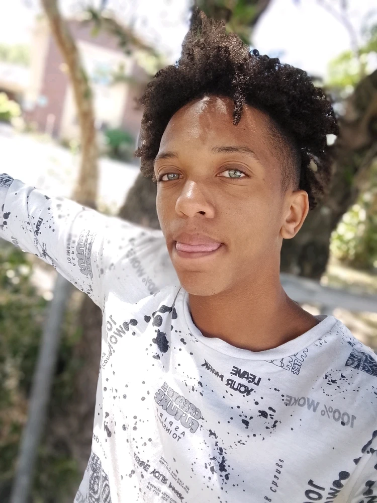 GIF diunggah dening Tariqu