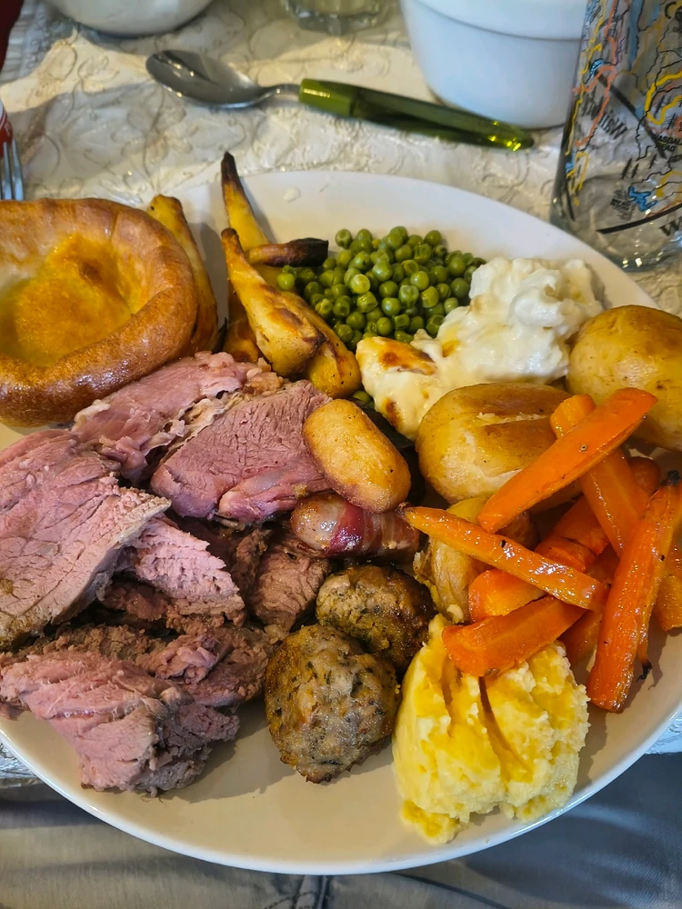 GIF diunggah dening Elliot