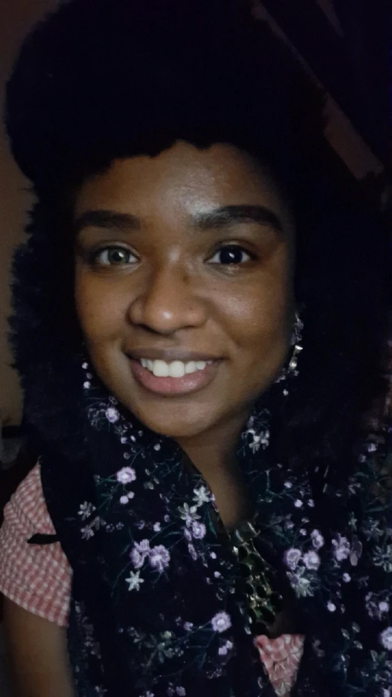 GIF uploaded by Mochi