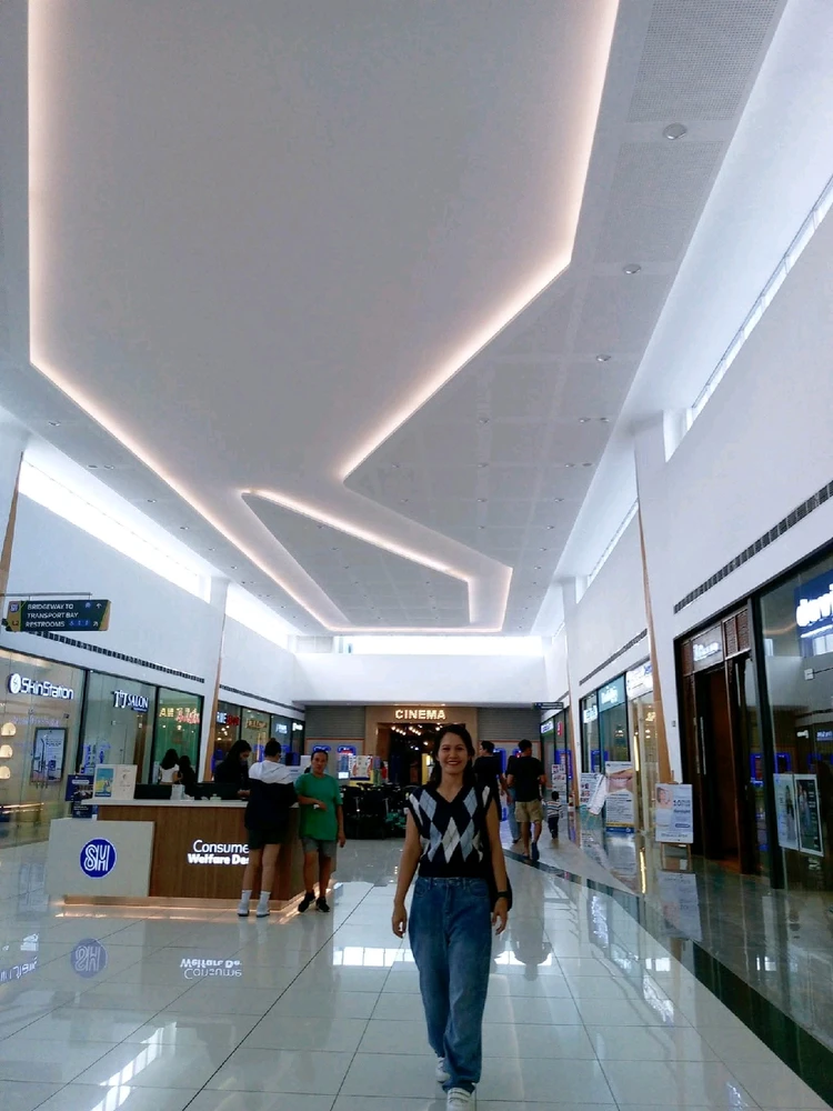 GIF uploaded by Rose