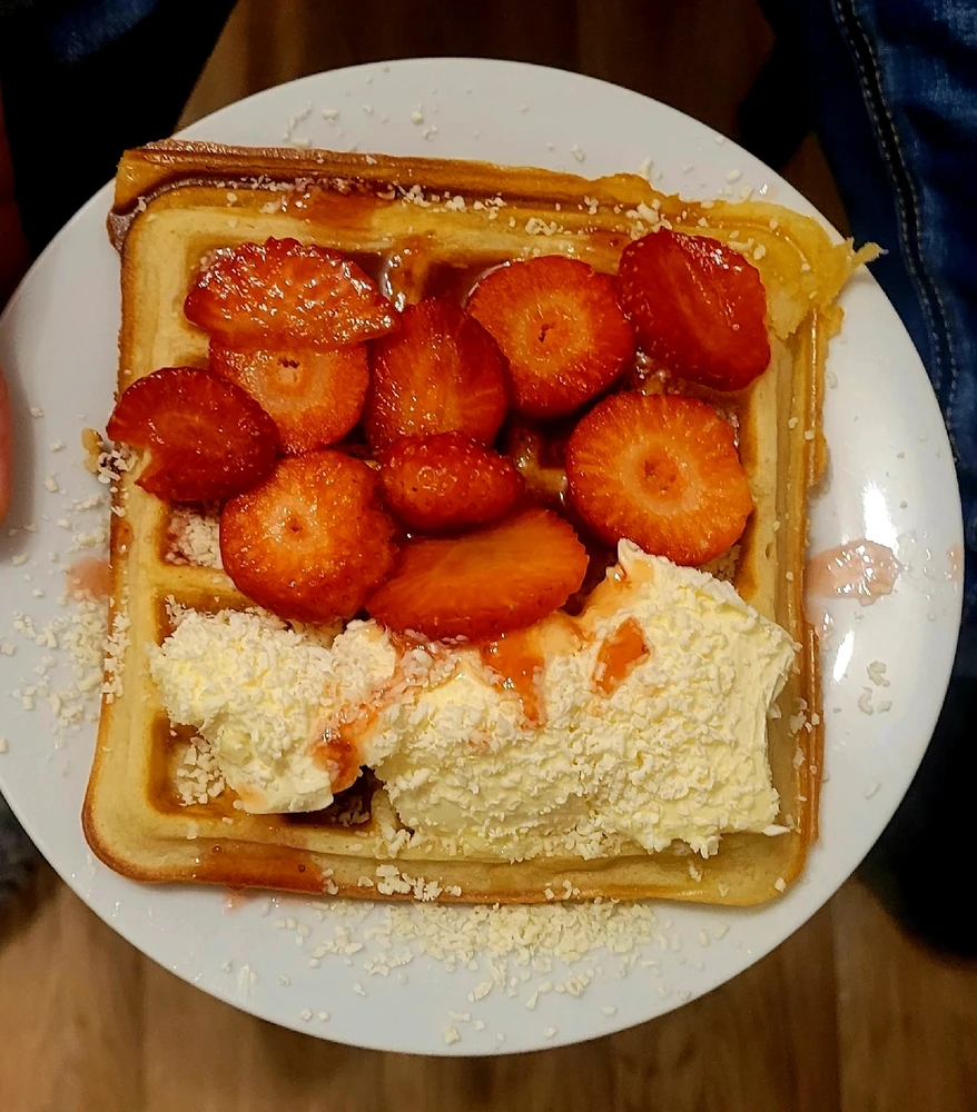 GIF uploaded by Rikki