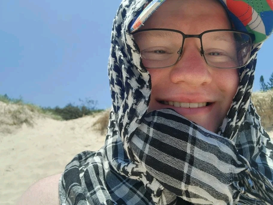 GIF diunggah dening Angus