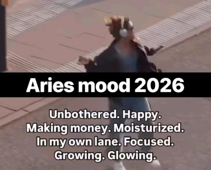 GIF uploaded by Moneth