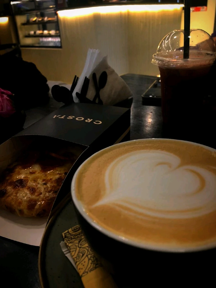 GIF diunggah dening Moshrefa