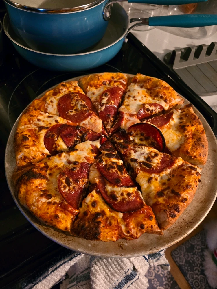 Gambar diunggah dening Colton Allison