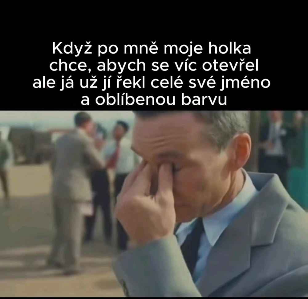 GIF nahrál Švadlena kytaristka