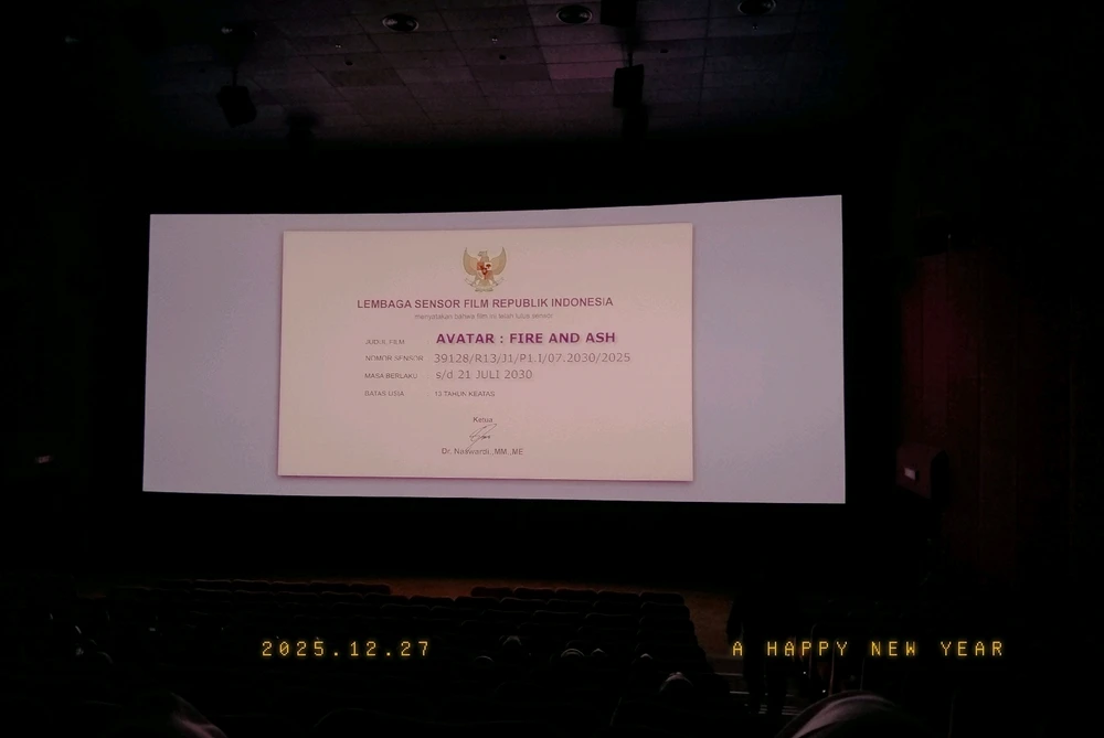 GIF diunggah oleh Rayhan