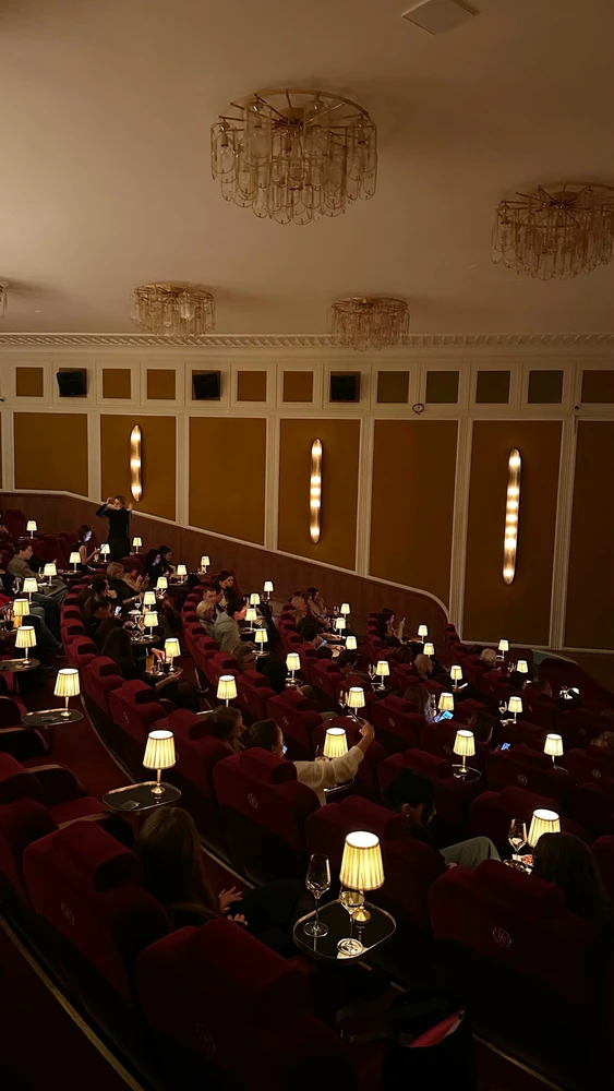 Фото загрузил Алина