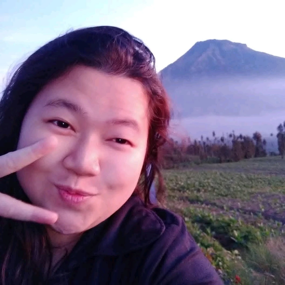 GIF uploaded by Nanat