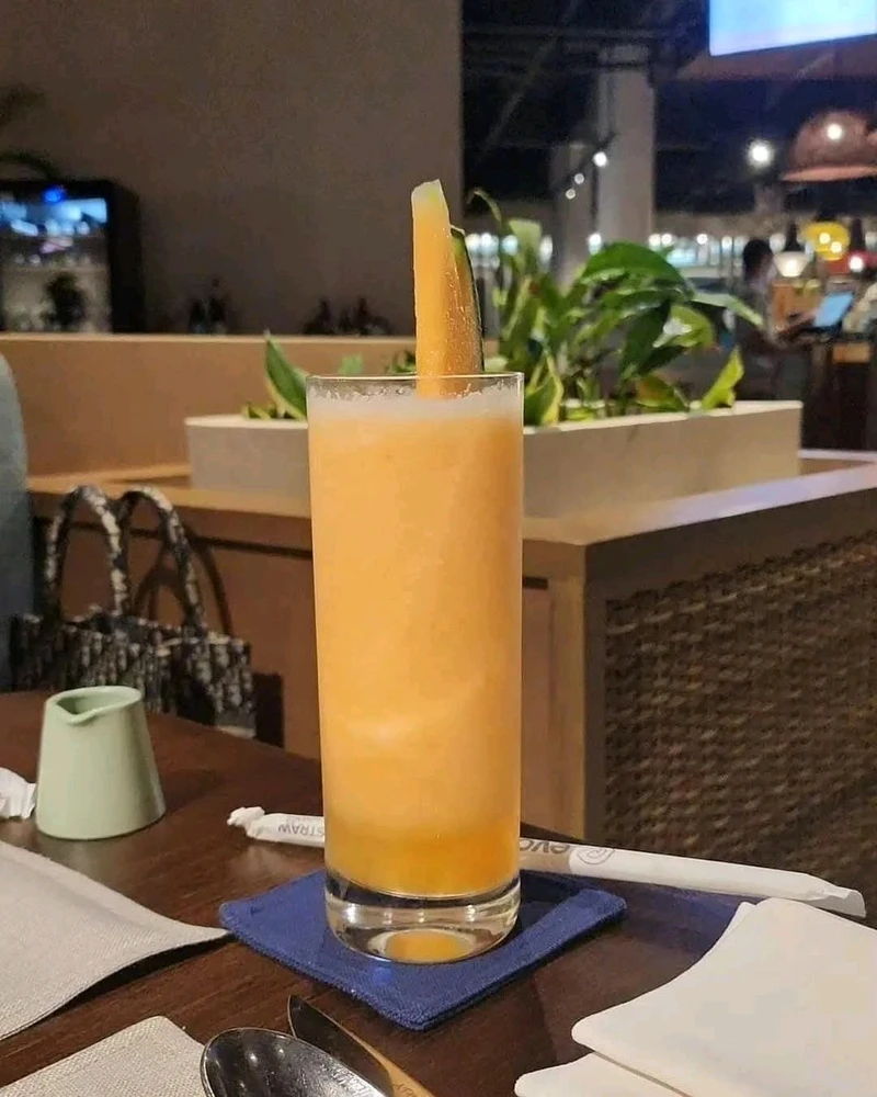 GIF uploaded by Nanat