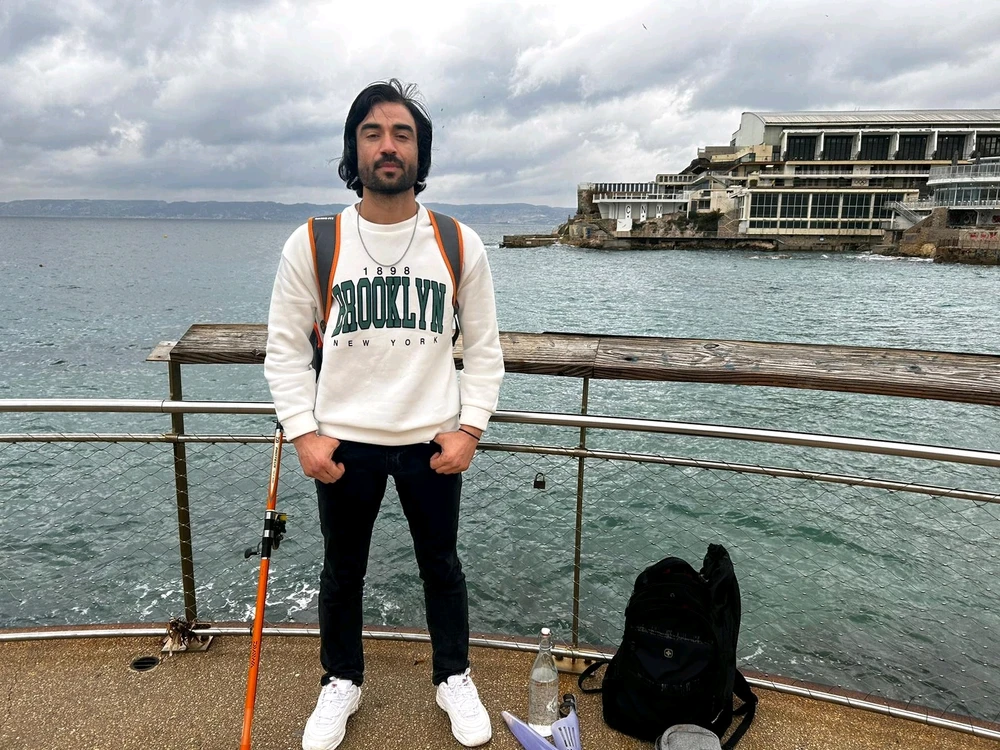 GIF uploaded by Osman