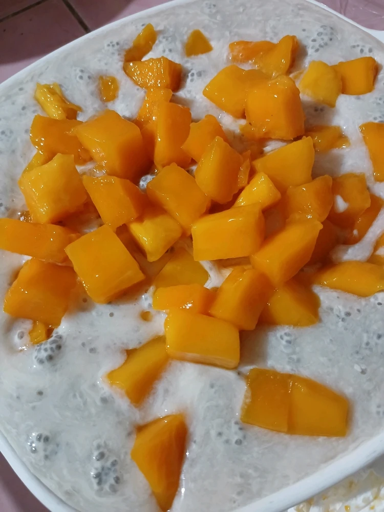 GIF uploaded by Jessa