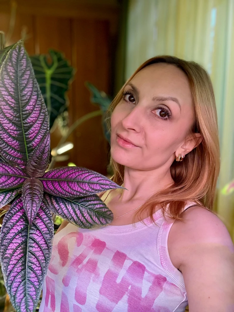 GIF uploaded by Alena