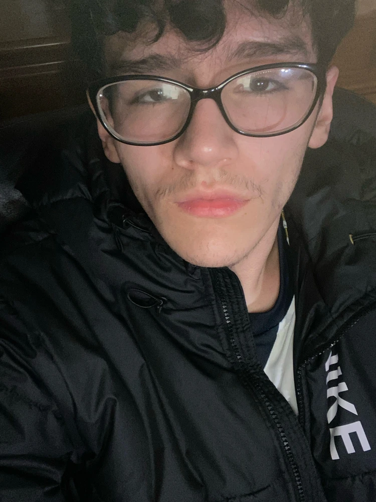 GIF uploaded by Raya