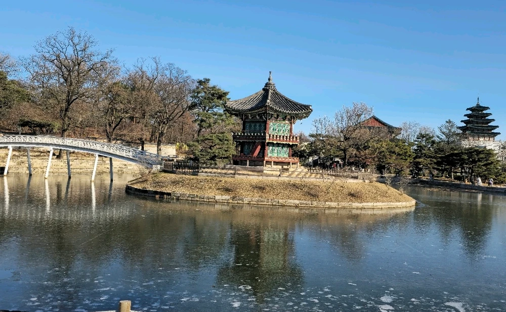 Image uploaded by Roxana