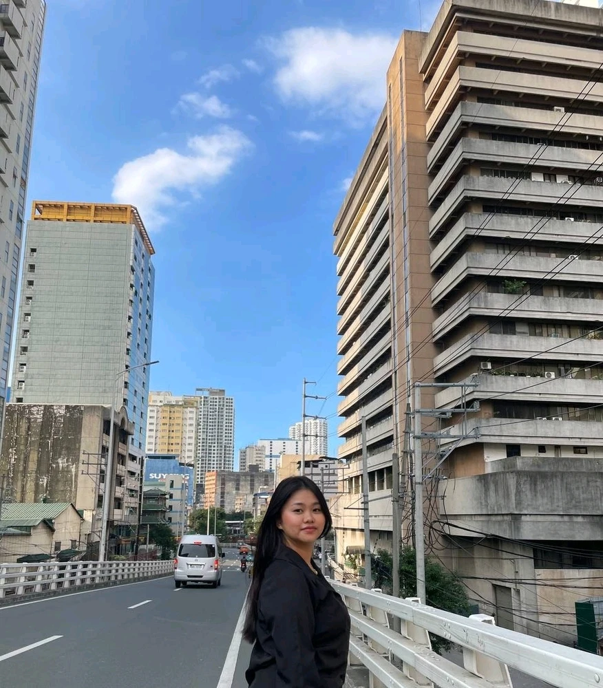 GIF gi-upload ni Sowe
