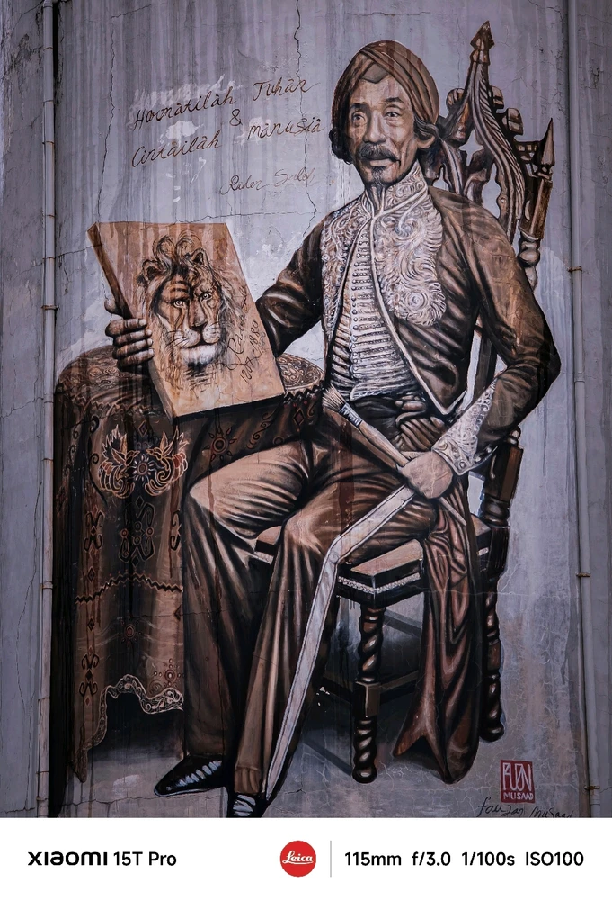 GIF diunggah oleh Jo