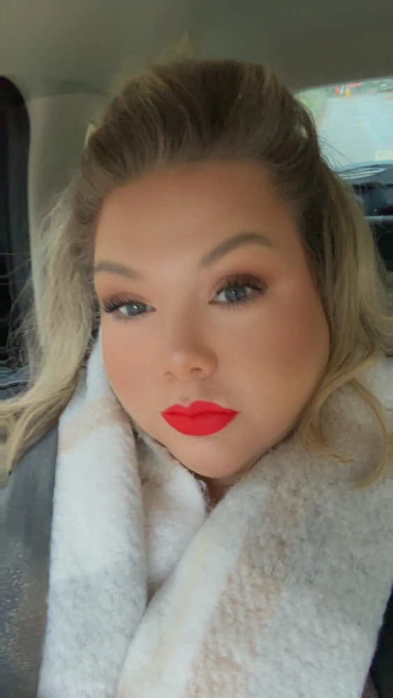 GIF uploaded by Laura