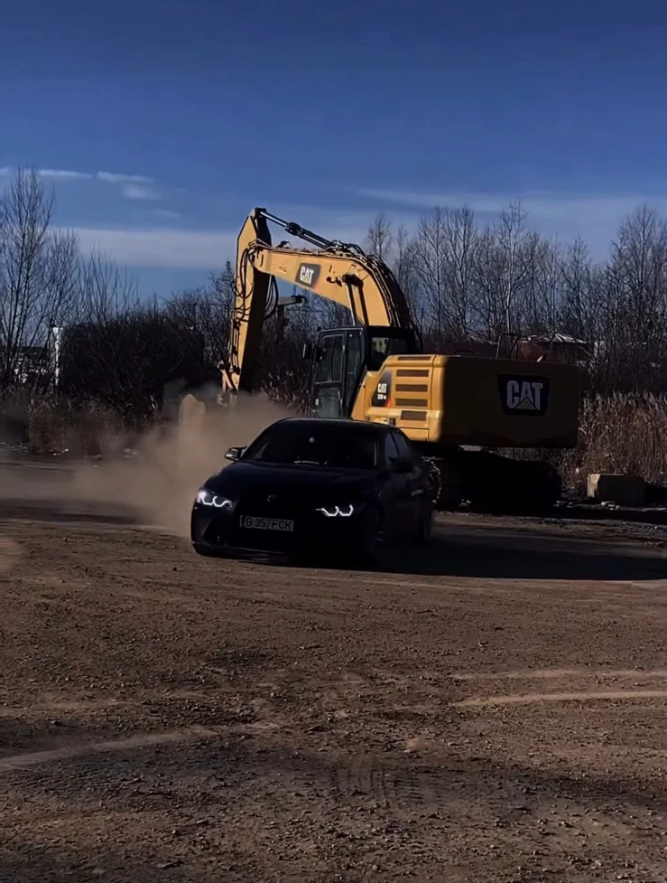 GIF încărcat de Adi