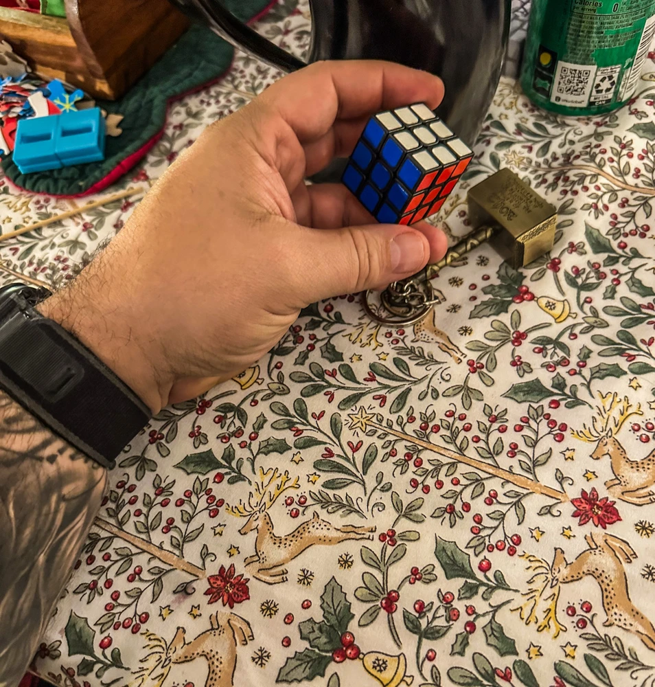 GIF uploaded by LJ ⭐️