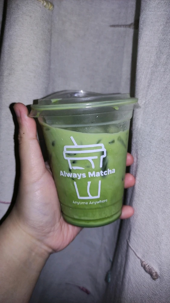 GIF diunggah oleh 𝚅𝙴𝙻𝙾𝚄𝚁𝙸𝚇