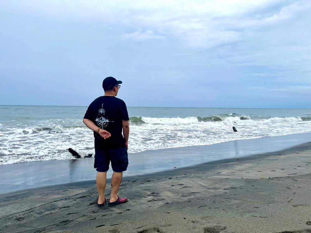 GIF uploaded by Rave