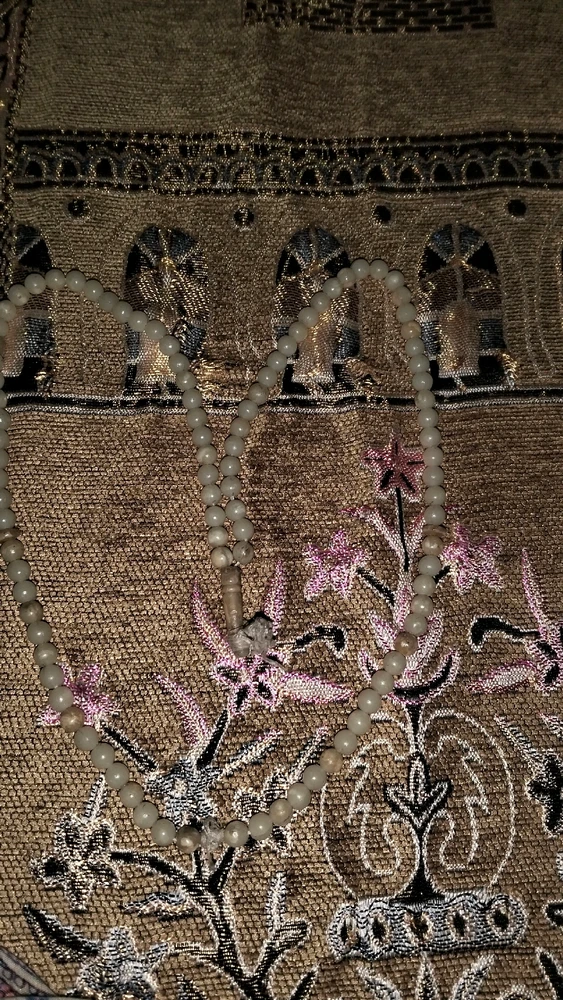 GIF diunggah oleh Nesha