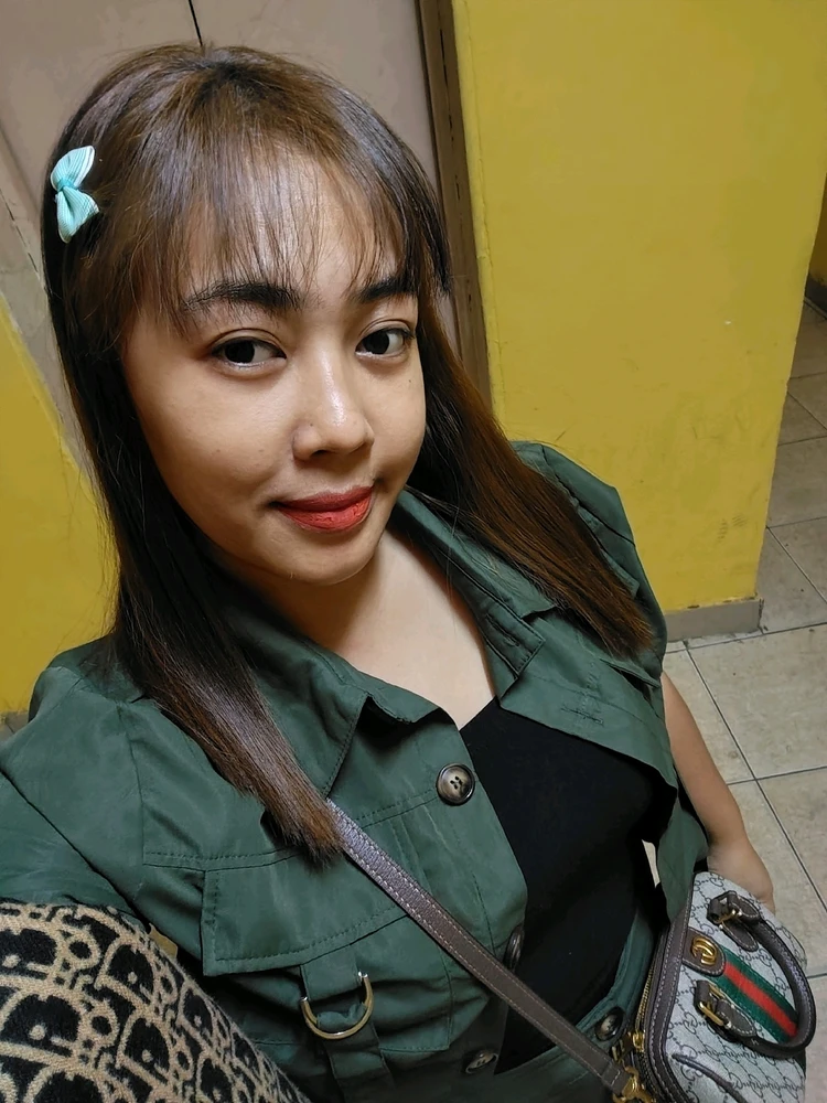 GIF uploaded by Jane