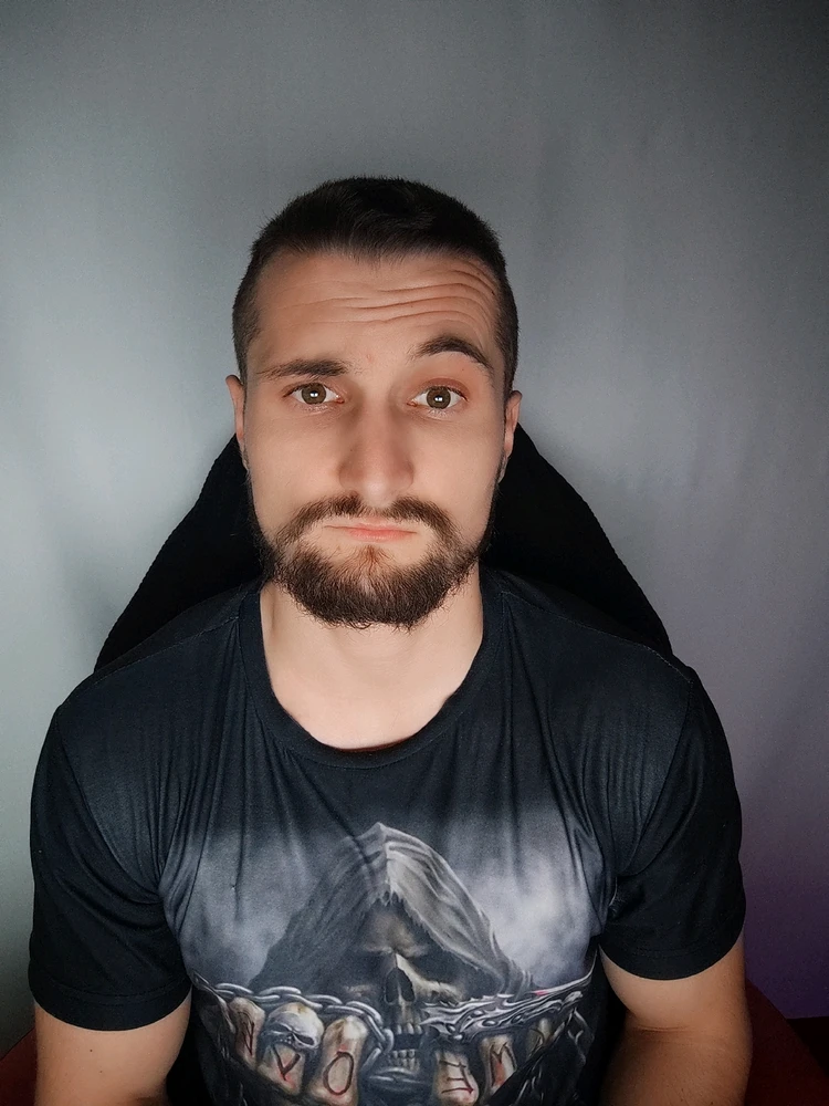 Гіфку завантажив Василь