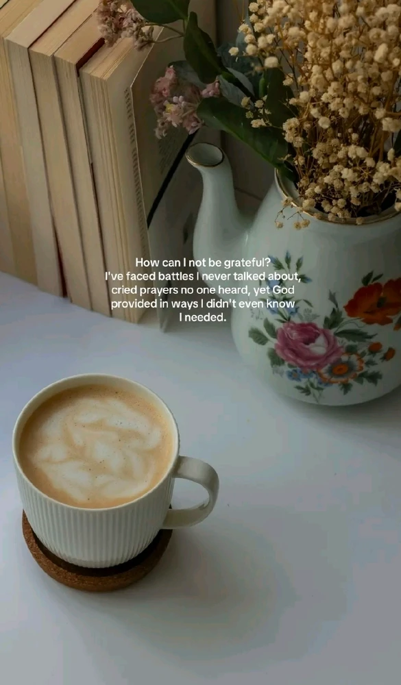 GIF diunggah dening NANAT