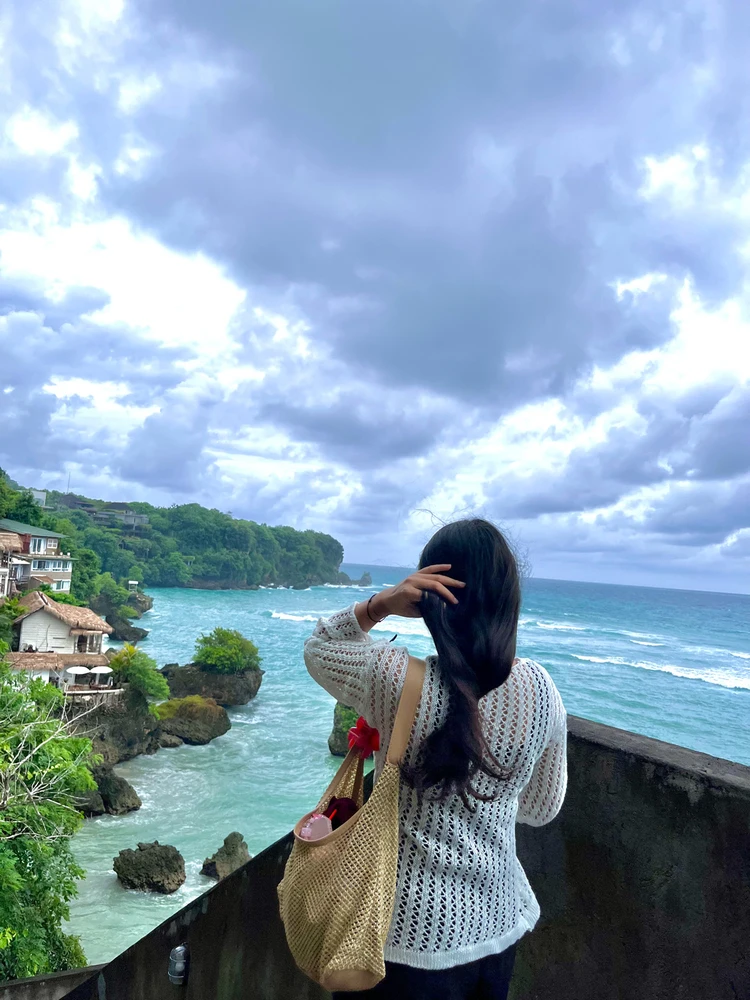 GIF uploaded by Yuna Seo