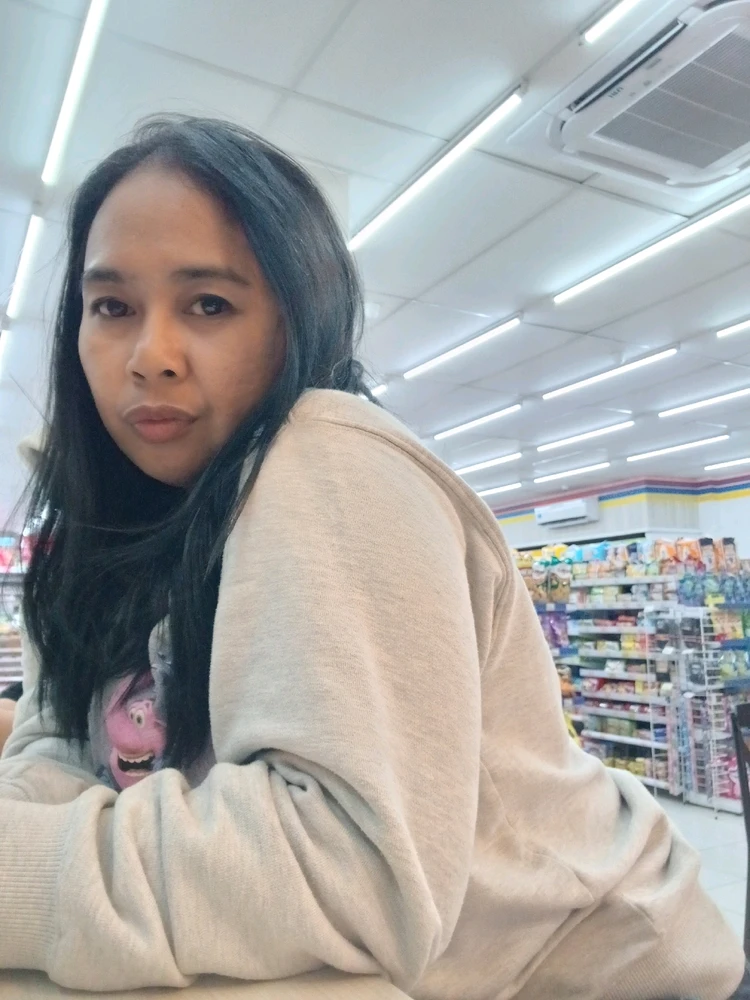 GIF diunggah oleh Gendis