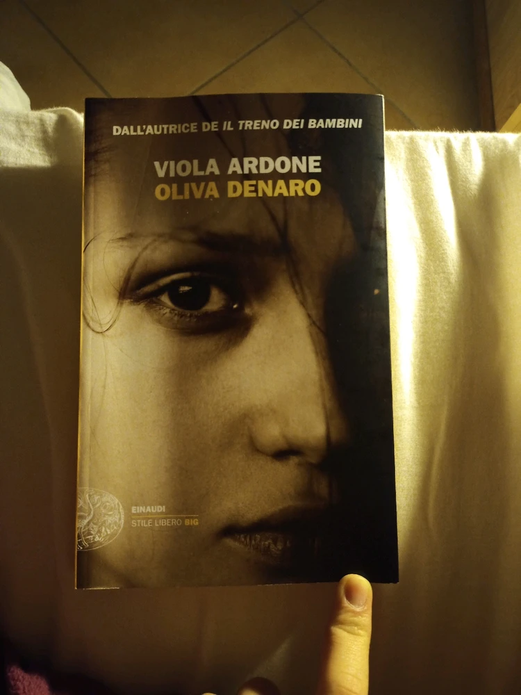 GIF uploaded by Viola