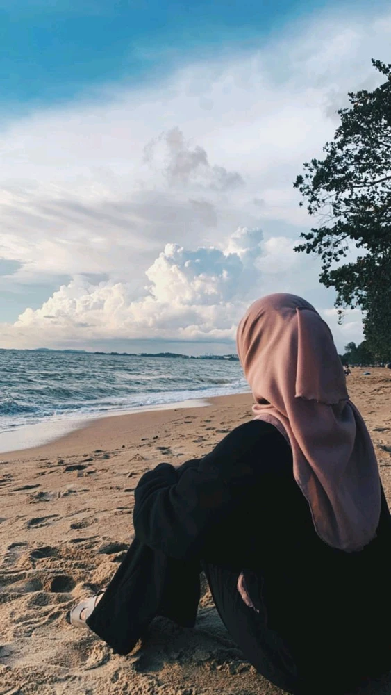 GIF diunggah oleh Nhy