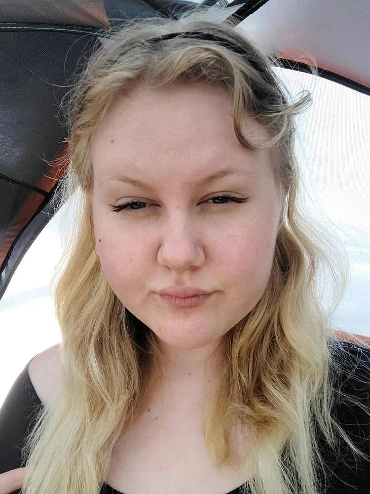 GIF diunggah dening Chantelle Ludick