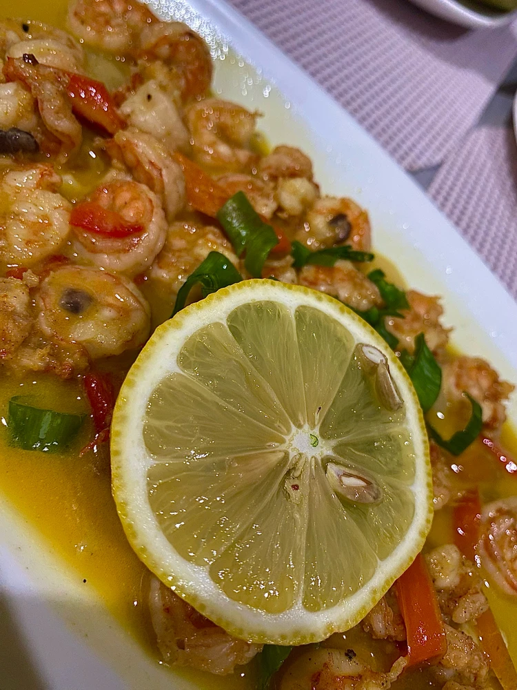 GIF uploaded by Julia