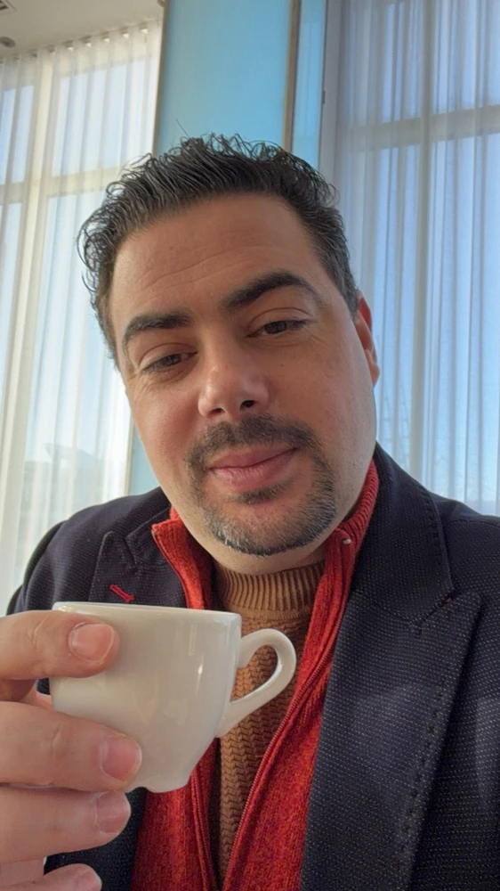 GIF na in-upload ni Marco Neves